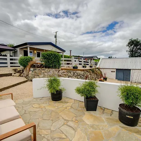Margaret's Cabin, Log With Hot Tub & Bay View, Carrigart * Letterkenny