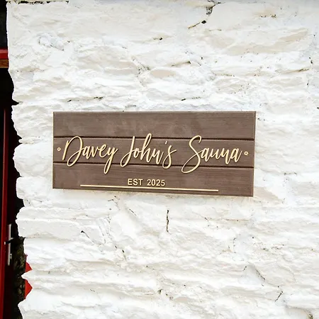 Apartamento Luxury Log With Private Hot Tub & Sea Views