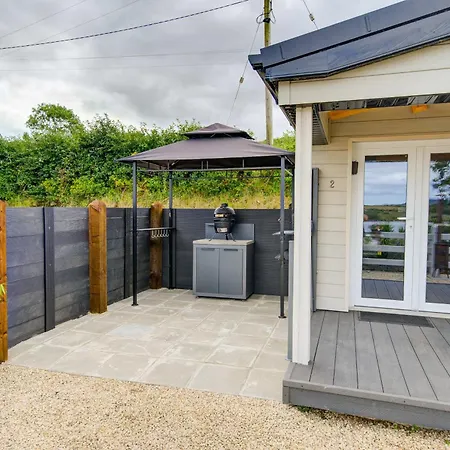 Apartmán Margaret's Cabin, Log With Hot Tub & Bay View, Carrigart Letterkenny