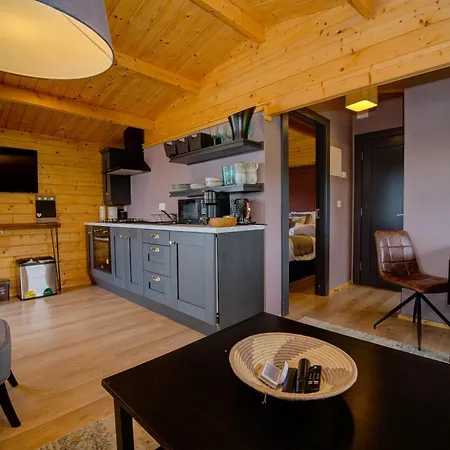 Apartmán Margaret's Cabin, Log With Hot Tub & Bay View, Carrigart Letterkenny