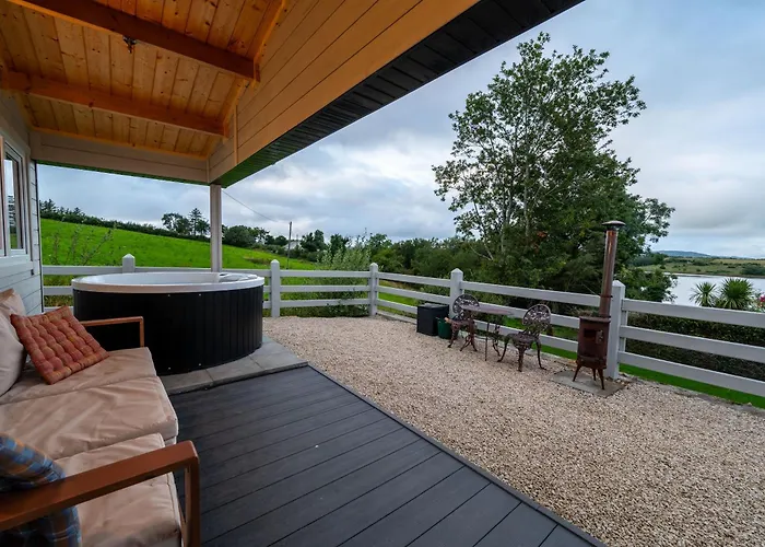 Luxury Log With Private Hot Tub & Sea Views Letterkenny